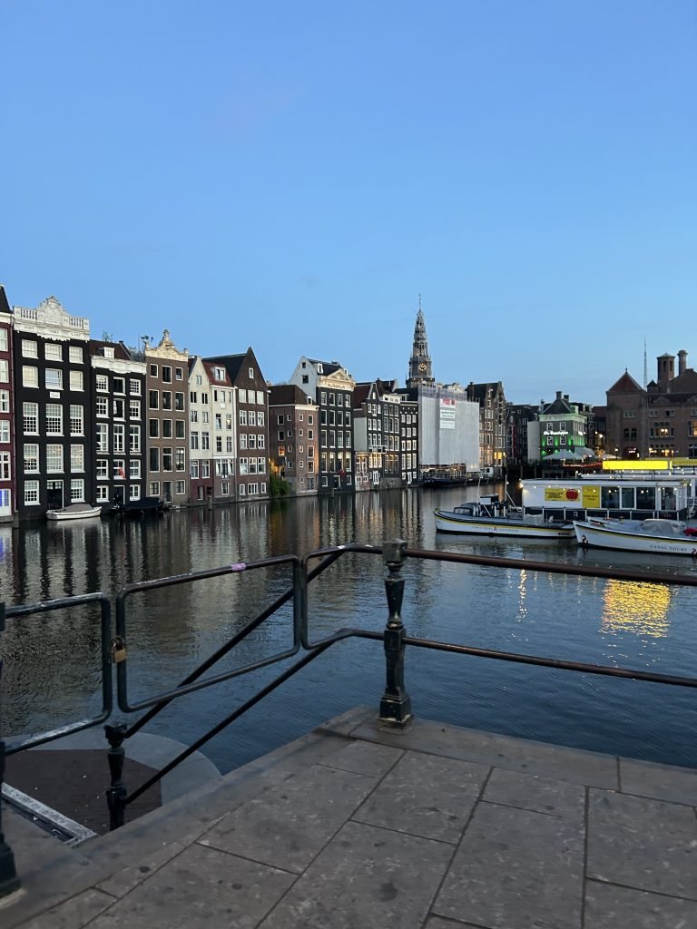 Canal houses, read from the water