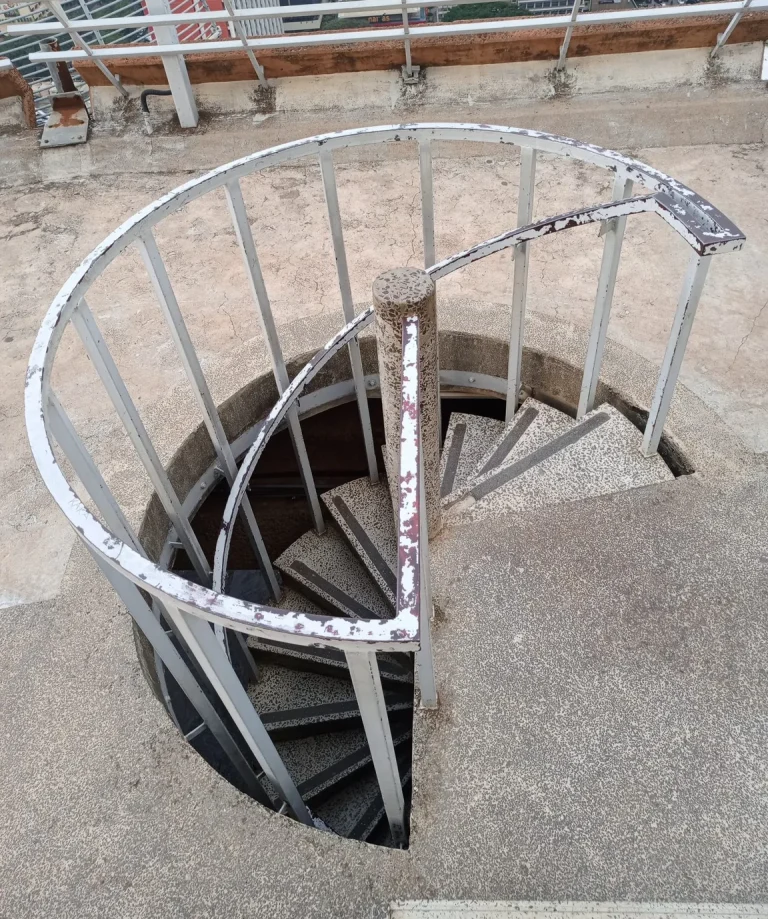 Spiral stair seen from above
